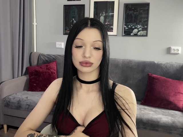 dark-girl live cam on BongaCams
