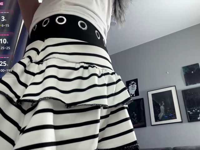 dark-girl live cam on BongaCams