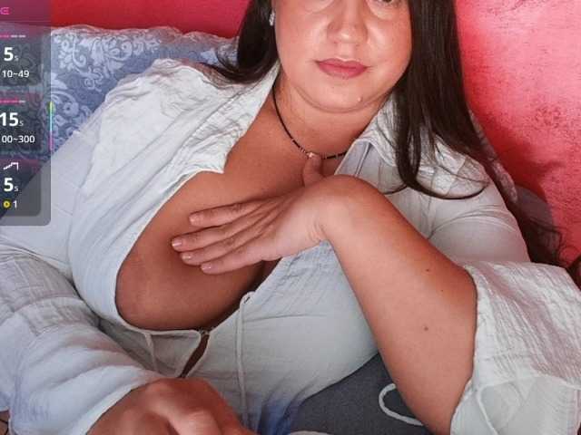 Naughtyh live cam on BongaCams