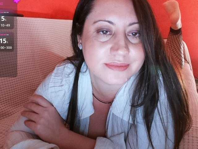 Naughtyh live cam on BongaCams