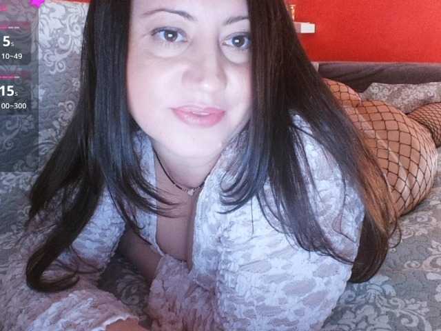 Naughtyh live cam on BongaCams