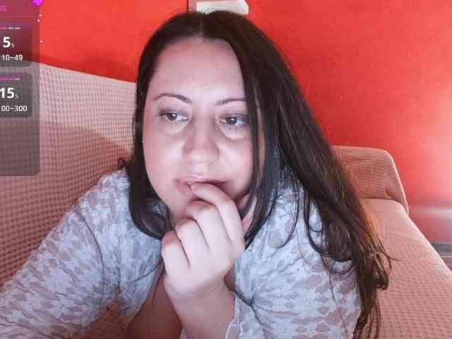 Naughtyh Live Webcam on BongaCams