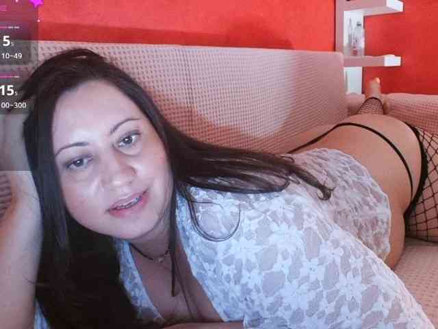 Modella: Naughtyh
