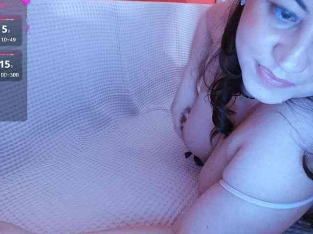 Naughtyh webcam