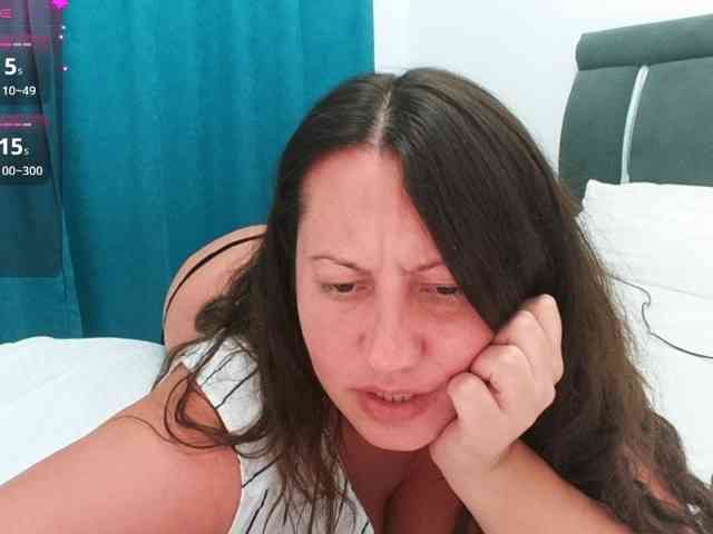 Naughtyh webcam