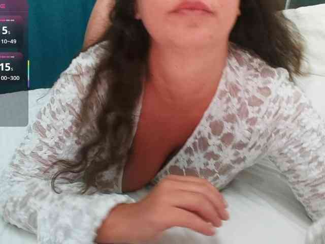 Naughtyh webcam