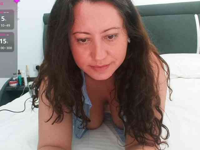 Modella: Naughtyh