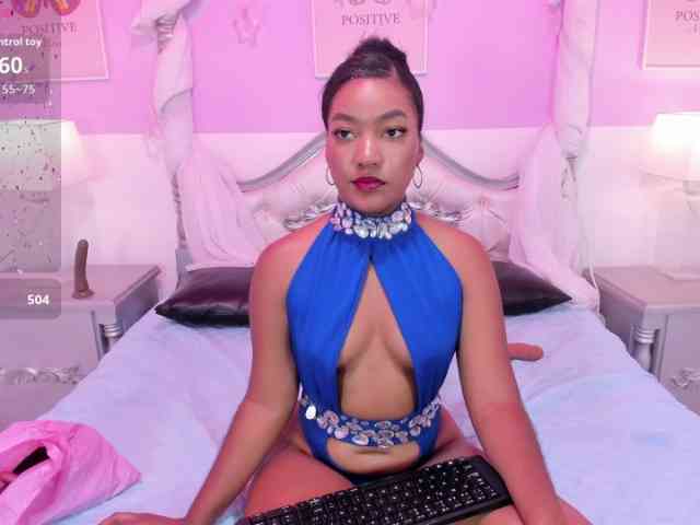 KarinaVillalobo webcam