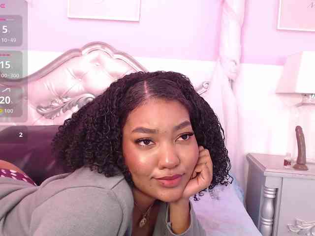 KarinaVillalobo webcam