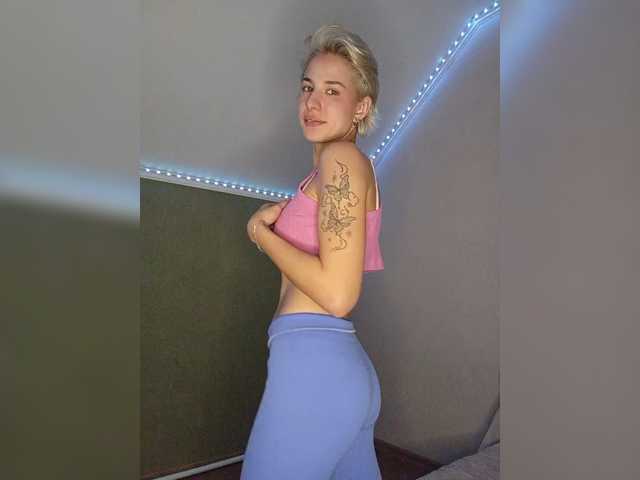 lunaalex live cam on BongaCams
