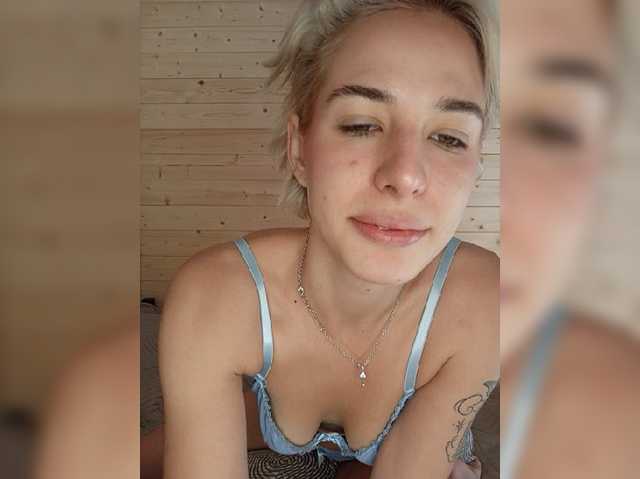 lunaalex live cam on BongaCams