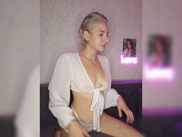 lunaalex live cam on BongaCams