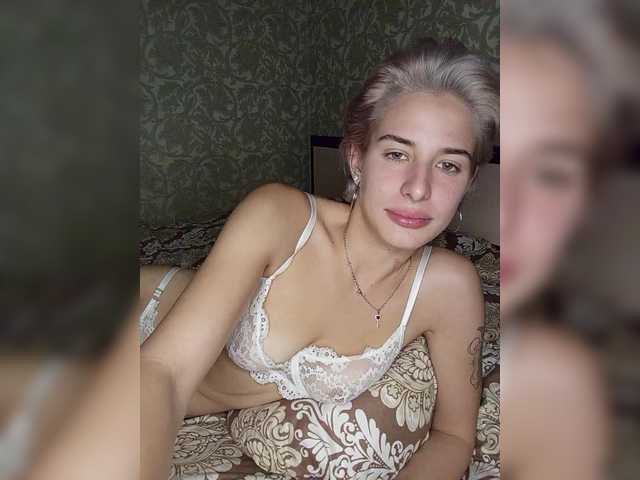 lunaalex live cam on BongaCams