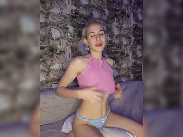lunaalex live cam on BongaCams