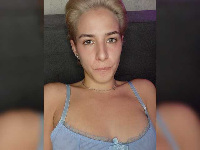 lunaalex live cam on BongaCams