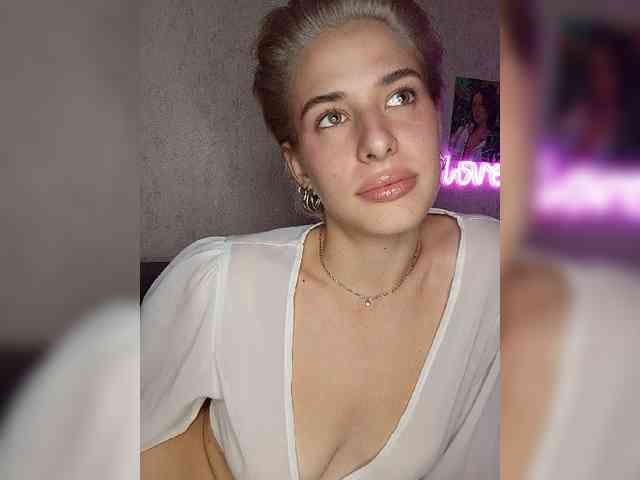 LUNA_ALEX webcam