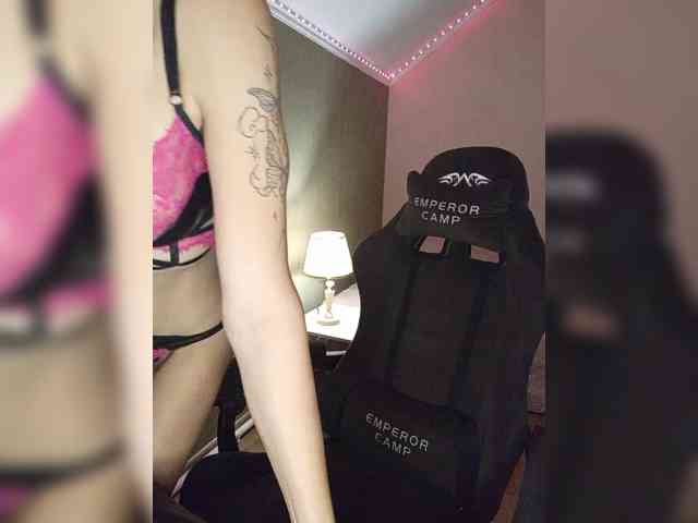 LUNA_ALEX webcam