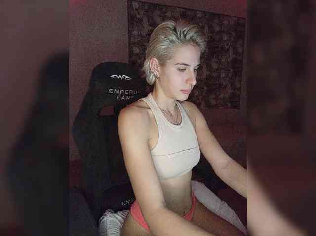 LUNA_ALEX webcam