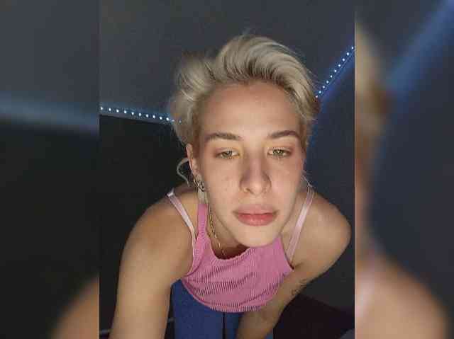 LUNA_ALEX webcam
