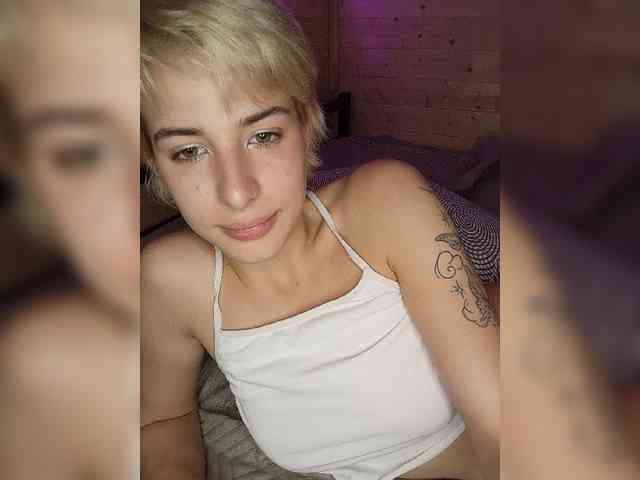 LUNA_ALEX webcam