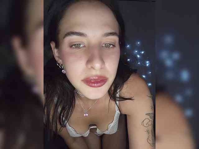 lunaalex Live Webcam on BongaCams