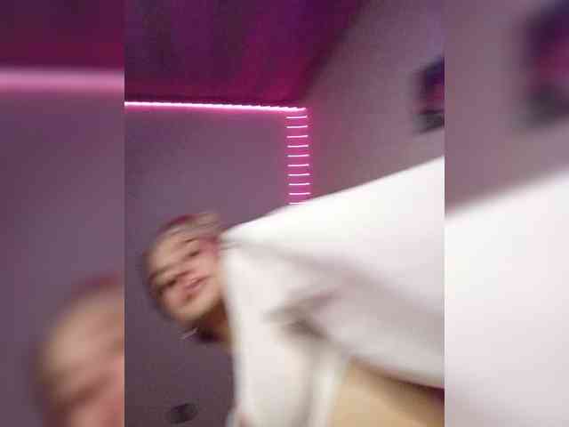 LUNA_ALEX webcam