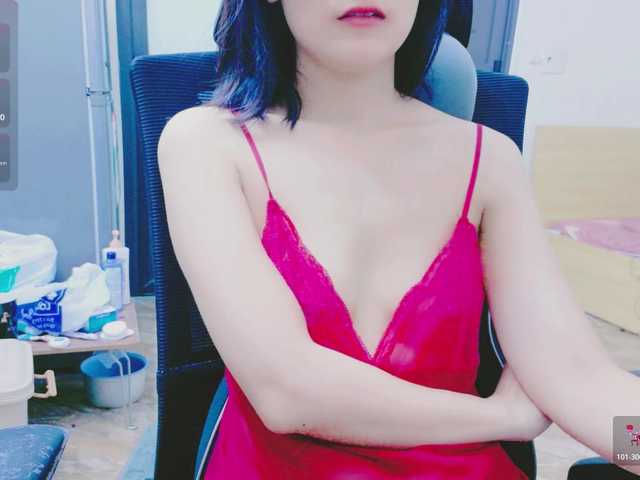 Shulee21 live cam on BongaCams