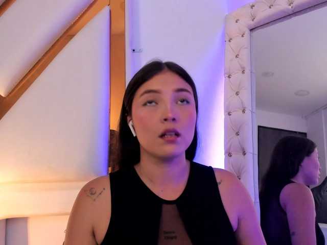 Mariana-Smiith live cam on BongaCams