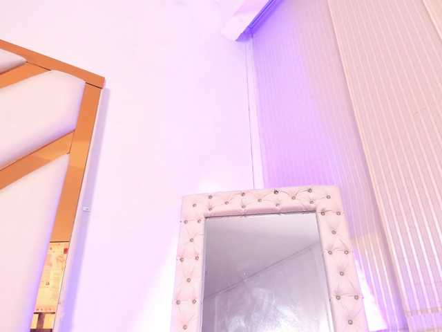 Mariana-Smiith live cam on BongaCams