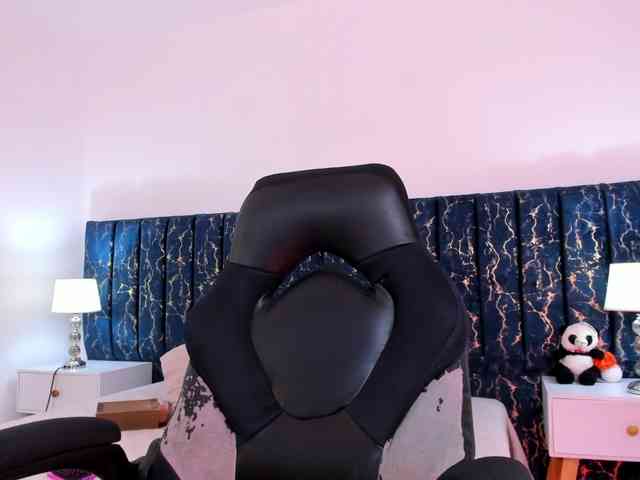 Mariana-Smiith webcam