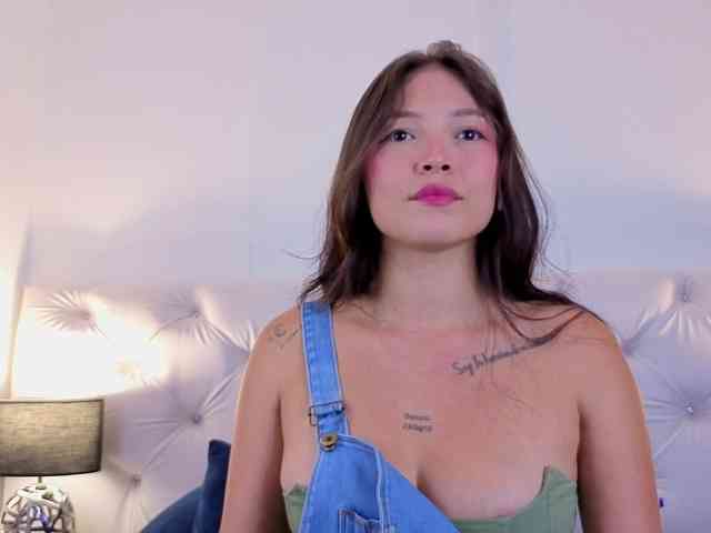 Modèle: Mariana-Smiith