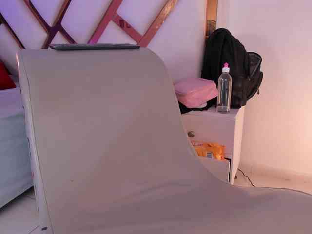 Mariana-Smiith webcam