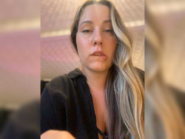 MonaPlus live webcam show