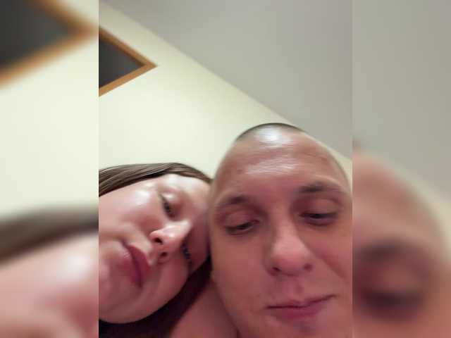 WhiteCrystal live webcam show