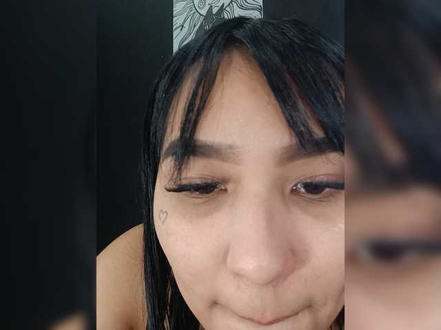 IsaAkerman live cam on BongaCams