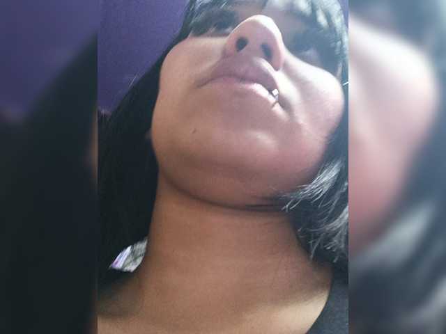 IsaAkerman live cam on BongaCams