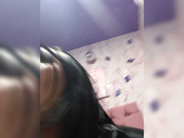 IsaAkerman live cam on BongaCams