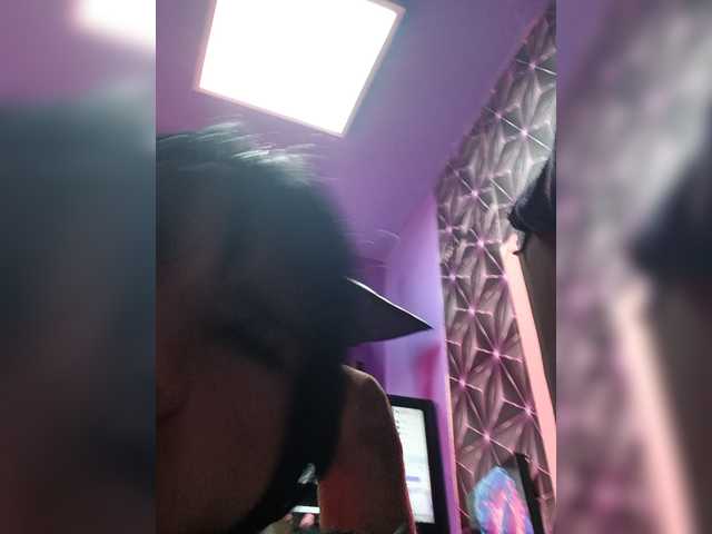 IsaAkerman live cam on BongaCams