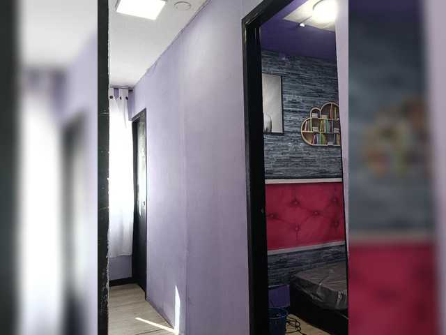 IsaAkerman live cam on BongaCams