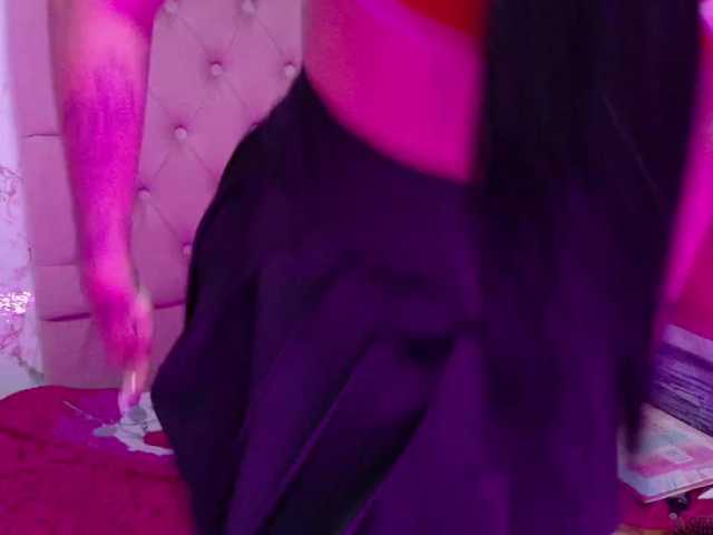 IsaAkerman live cam on BongaCams