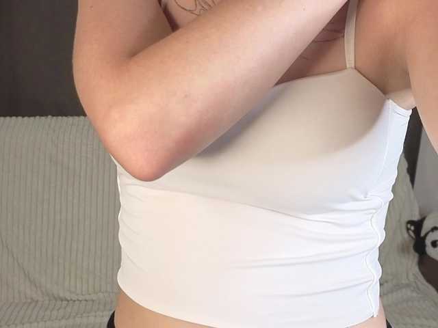 MilenaRizeeen live cam on BongaCams