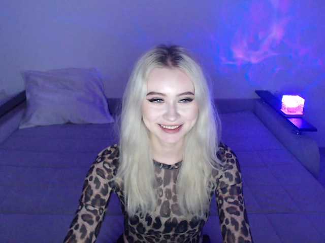 JuliaBlessed live cam on BongaCams