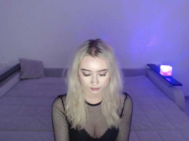 JuliaBlessed live webcam show