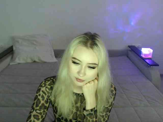 free live webcam JuliaBlessed