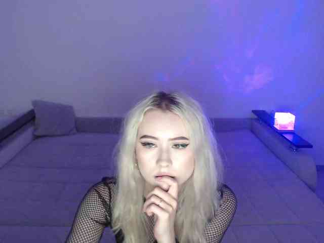 Juliablessed's live stream
