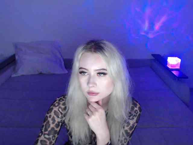 online webcam JuliaBlessed