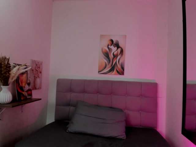 Ella-wish live webcam show