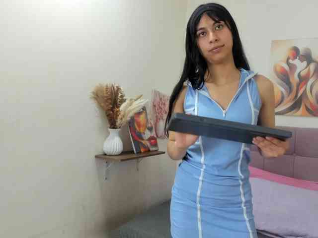 Ella-wish webcam