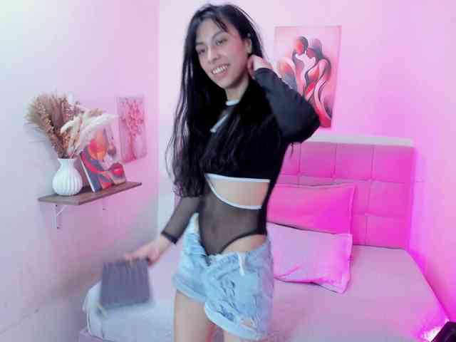 Ella-wish webcam