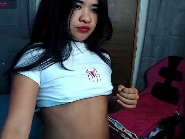 Scarlettfoxxxlatina webcam